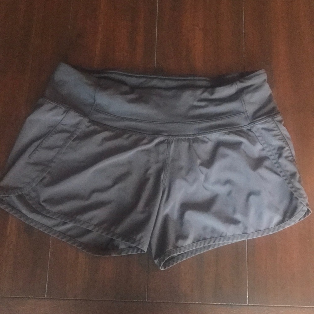 Lulu lemon black speed shorts